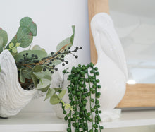 Load image into Gallery viewer, Pelican Planter White
